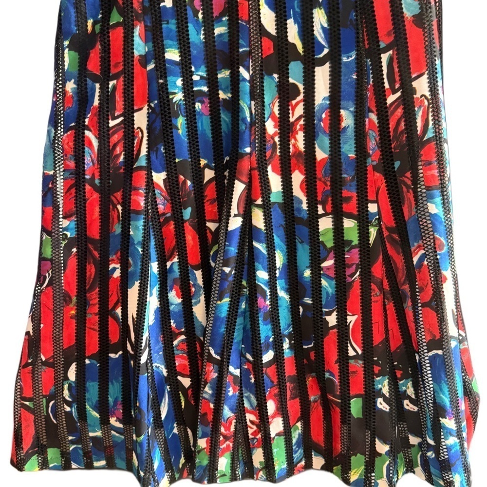 Sleeveless Floral A-line Dress Size 16 - Picture 3 of 11